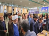برپایی میز خدمت ادارات خدمات رسان در مصلی نماز جمعه رباط کریم