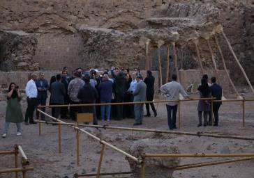 بازدید وزیر میراث‌فرهنگی برای بررسی مرمت کاروانسرای سنگی پرند